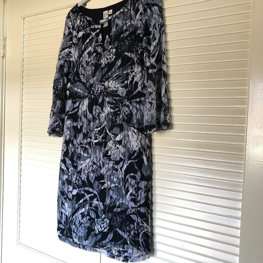 Lace overlay floral dress